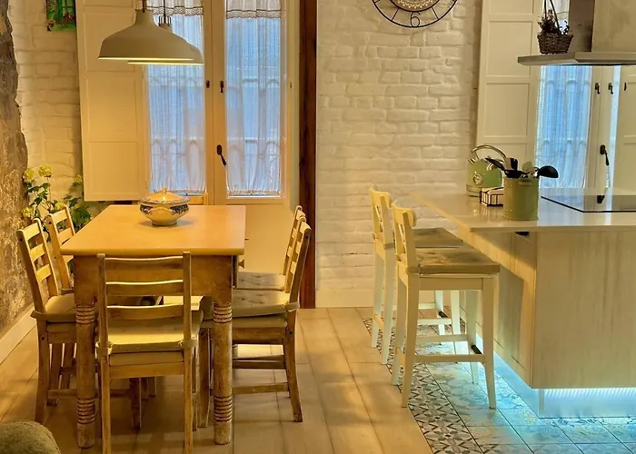 Amuma Justina Etxea , En Casco Antiguo